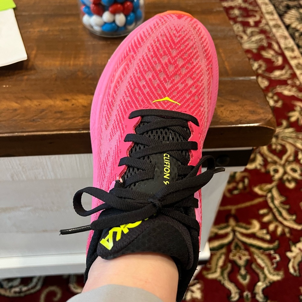 Worn a few times, just no longer need. Like new